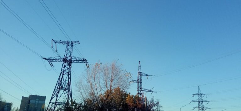 Відключення світла у Запоріжжі: де не буде електроенергії 15 листопада