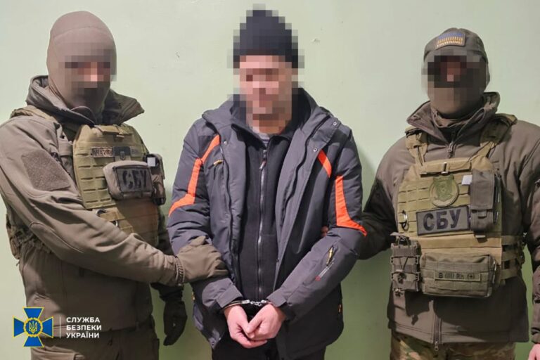 Від працівника МВС до агента розвідки РФ: у Запоріжжі затримали чоловіка, який передавав інформацію про оборонні заводи