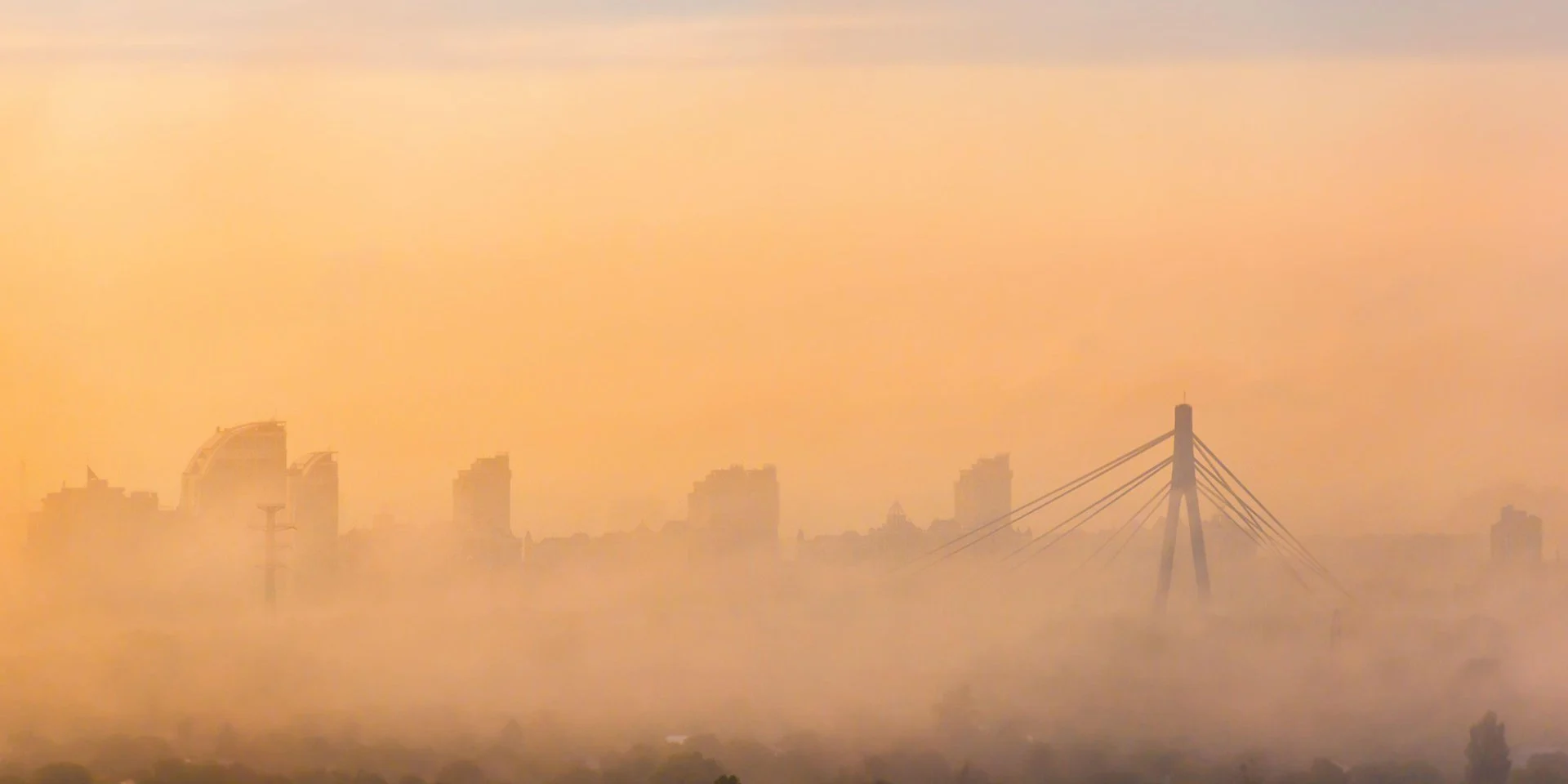 Пыль из Сахары снова добралась до Украины: как действовать запорожцам во время пылевой бури