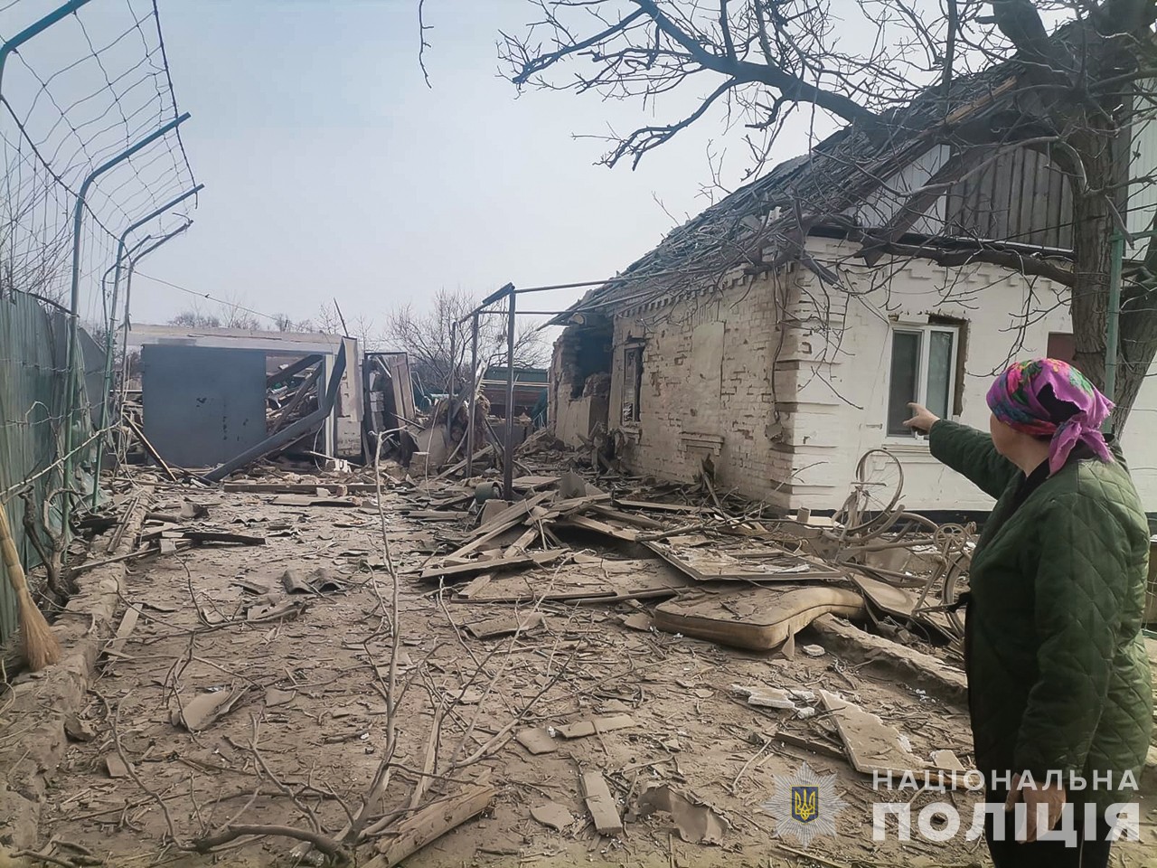 Запорожские спасатели достали трех человек из-под завалов