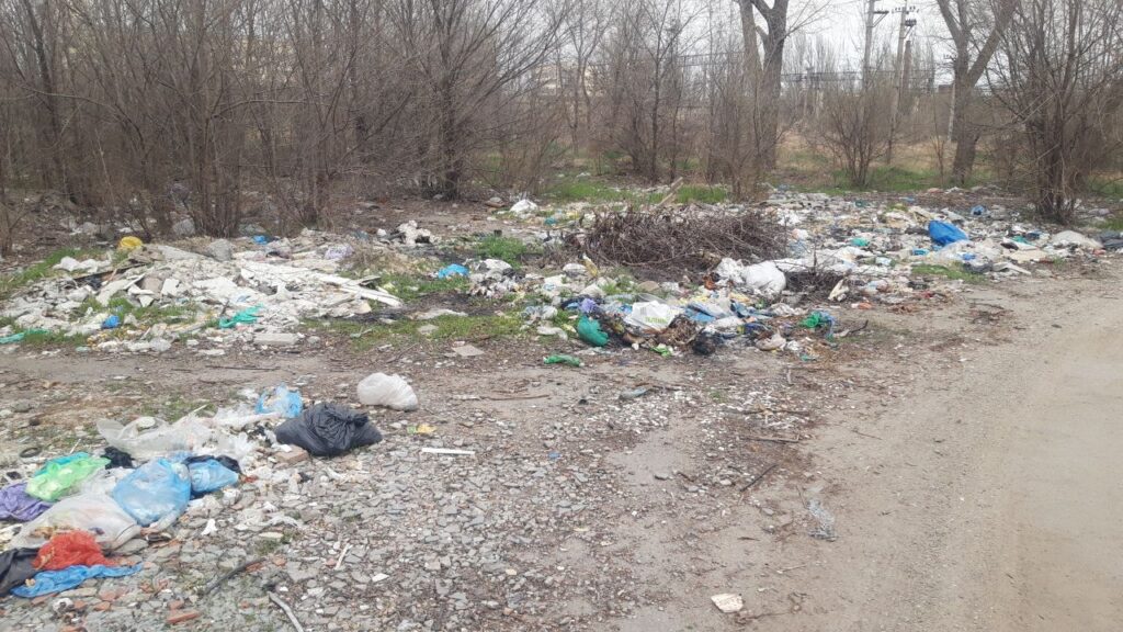 У Запоріжжі виявили незаконне сміттєзвалище