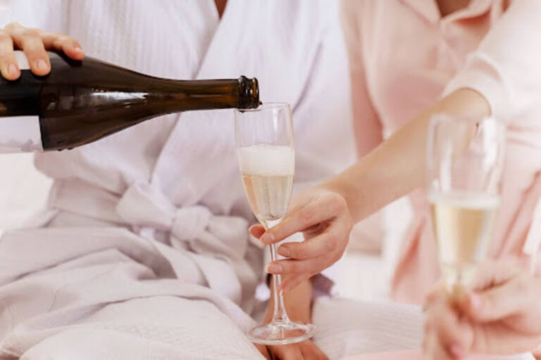 Безалкогольне шампанське: святковий настрій без обмежень
