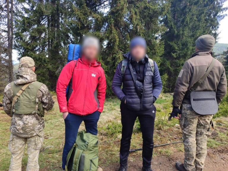 Мужчины из Запорожья пытались перейти в Румынию через горы