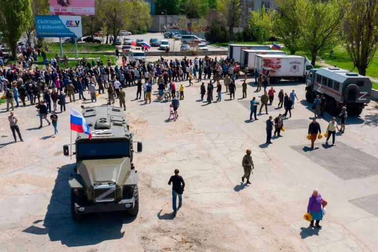 Российский пилот открыто рассказал о репрессиях против украинцев в Бердянске (ВИДЕО)