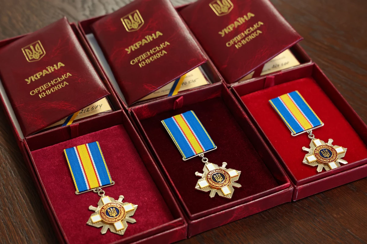 Відзначення державними нагородами мешканців Запоріжжя та Запорізької області до Дня Конституції