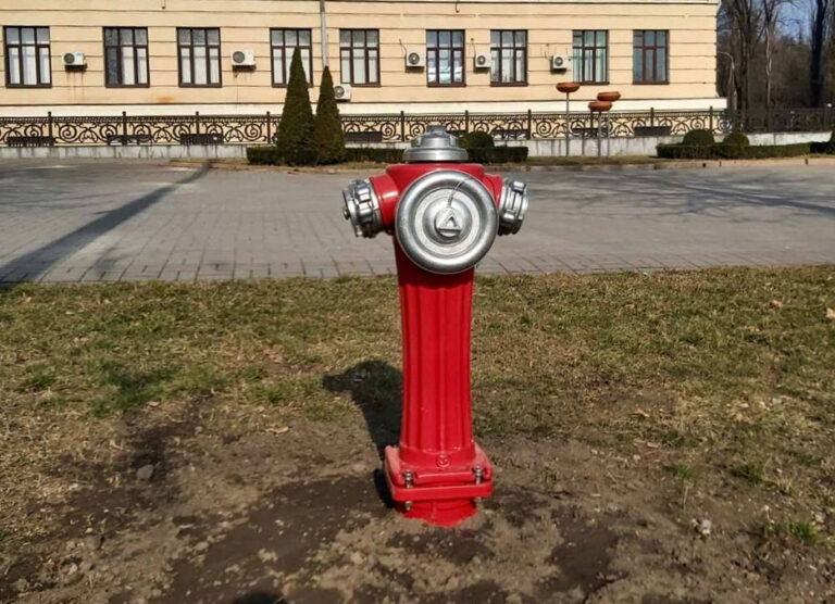 Пожарных гидрантов станет больше в Запорожье: для чего их устанавливают