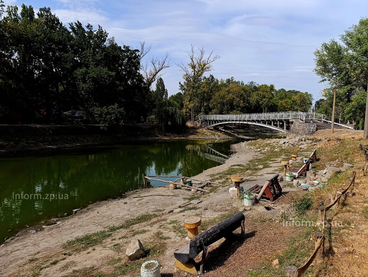 В горсовете Запорожья отреагировали на состояние водоемов в Дубовой роще: будут ли что-то делать